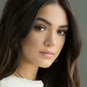 Luna Blaise